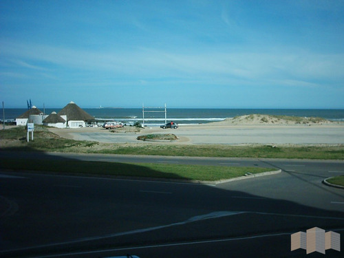 Imagen 10 de 25 de Frente Al Mar - Con Muy Linda Vista -