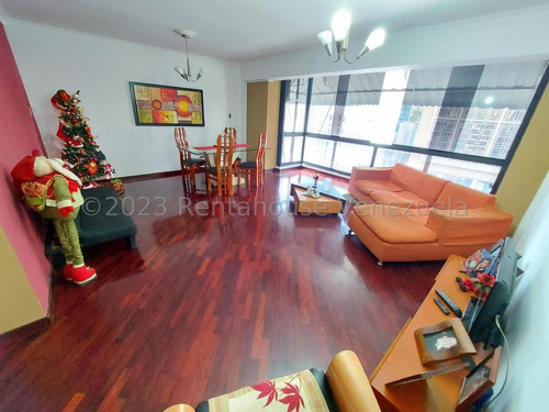 Apartamento En Venta En Altamira 24-12494 Yf