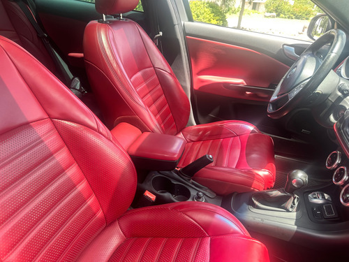 Alfa Romeo Giulietta 1.8 Quadrifoglio Verde Ddct At