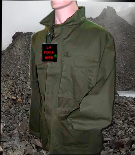Chaquetas tipo clearance militar