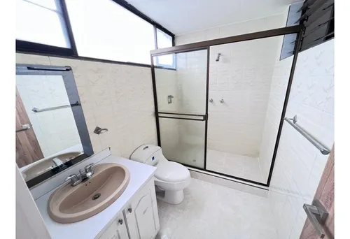 Venta De Apartamento De 231mt2 En Miraflores, Oeste De Cali, 7231.