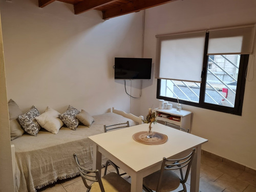 Imagen 2 de 11 de Departamento Por Día Tandil Centrico