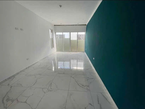Casa Ubicada Residencial Don Juan 2, La Romana