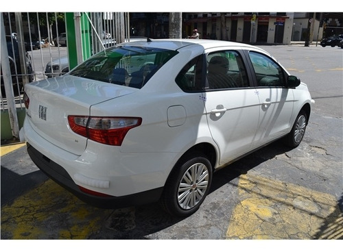 Imagem 6 de 9 de Fiat Grand Siena 1.4 Mpi Attractive 8v Flex 4p Manual