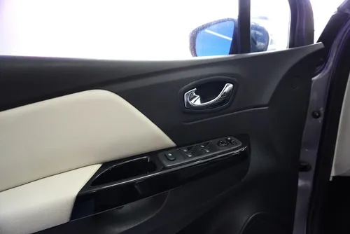 Renault Captur 2.0 Intens Automática