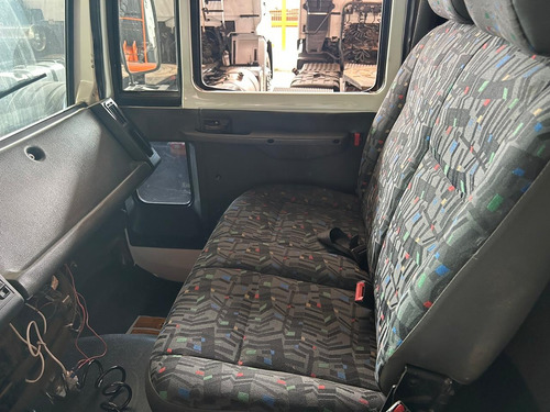 Caminhão Ford Cargo 2422 6x2 94.000 Km 2010 C/ Munck Agi 43