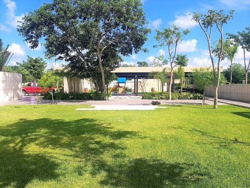 Terreno En Venta En Mérida, Privada Tamara, Chablekal
