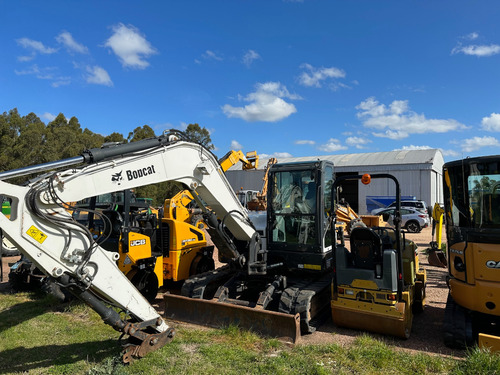 Excavadora Bobcat E85