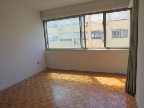 Venta Apartamento Un Dormitorio  A Pasos De 18 De Julio Centro