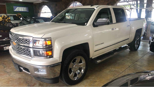 Imagen 1 de 15 de Chevrolet Cheyenne 2015 4p Ltz Doble Cab V8/5.3 Aut 4x4