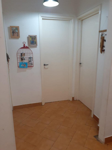 Imagen 4 de 16 de Ph 3 Ambientes Al Frente 65mtr2 Con Patio Reciclado.