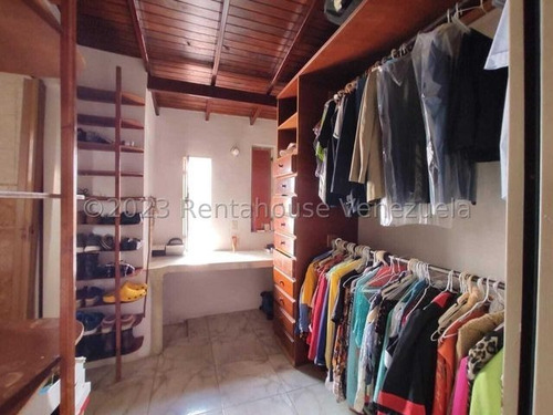 Imagen 22 de 27 de Amplia Casa En Venta Urb. Piedra Pintada La Victoria 23-18371 Ejc 04243439046