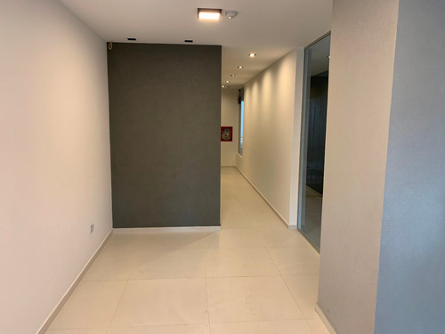 Imagen 8 de 10 de Alquiler Departamento 2 Ambientes En San Martin - Centro