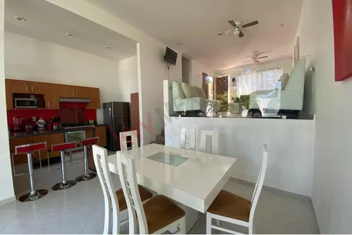Casa En Venta En Tequesquitengo Club Naútico Teques C.p. 62915