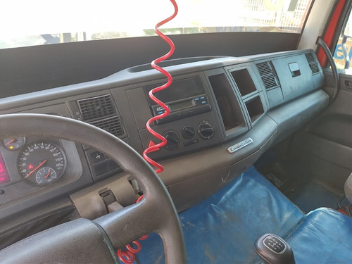 Imagem 9 de 13 de Vw 24280 Constellation Truck No Chassi 2013