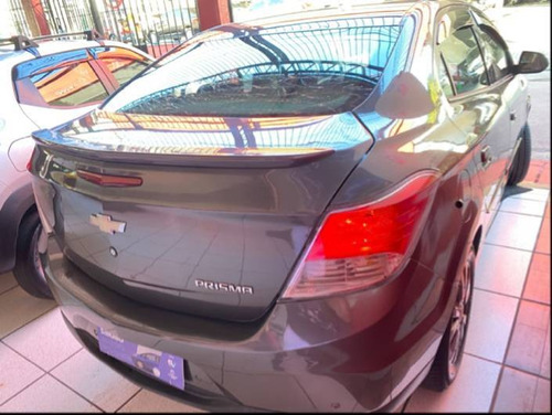 Imagem 3 de 15 de Chevrolet Prisma 1.0 Mpfi Advantage 8v Flex 4p Manual