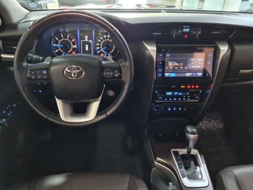 Imagem 7 de 11 de Toyota - Hilux Sw4 2.8 Srx 4x4 16v Turbo Diesel