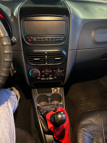 Fiat Strada 1.4 Hard Working Ce Flex 2p