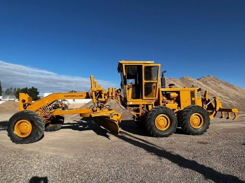 Motoniveladora Caterpillar 14g