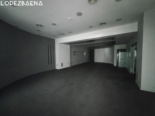 Oficina Comercial Zona Centro De La Ciudad De Córdoba - Facil Acceso Por Arteria Principal.!