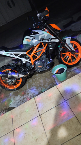 Ktm Duke 390 Excelentes Condiciones Todo En Regla