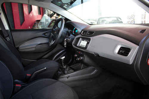 Chevrolet Onix Lt Nafta 2018 Gris