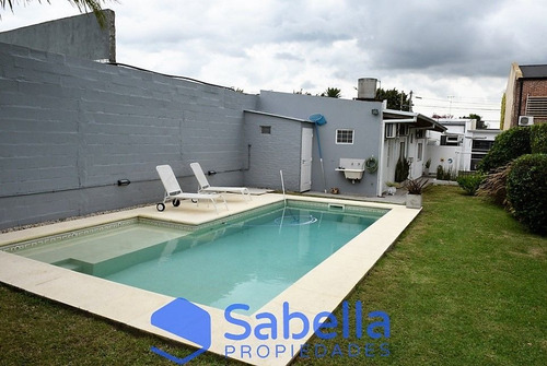 Imagen 19 de 30 de Venta De Casa Apta Profesional En La Plata.