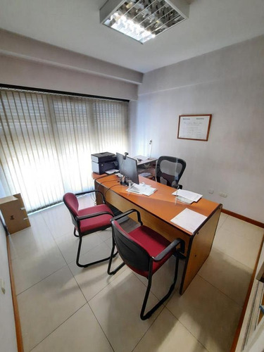 Imagen 4 de 14 de Departamento 240m2 Cubiertos Con 2 Cocheras - Ramos Mejia Sur