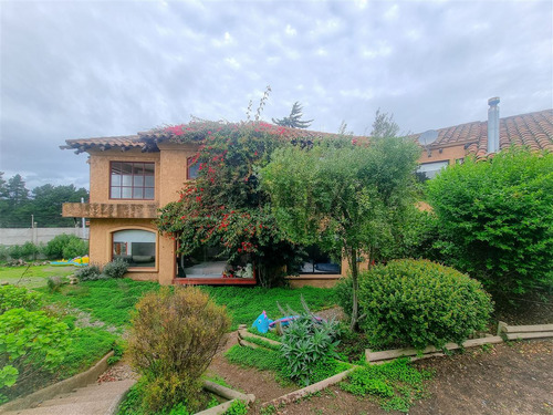 Casa En Arriendo De 5 Dorm. En Viña Del Mar