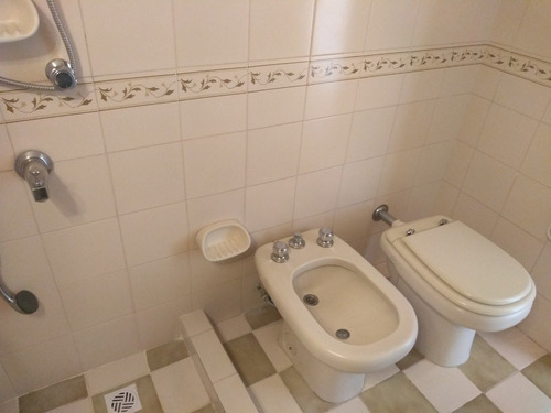 Imagen 18 de 22 de Departamento De 3 Ambientes - A La Calle - Moreno 3100