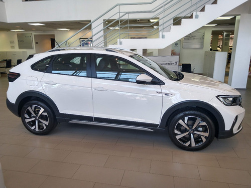 Imagen 16 de 21 de Volkswagen Nivus Highline 200 Tsi At #15