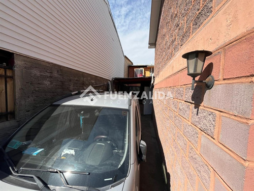 Casa En Venta De 2 Dorm. En Puente Alto