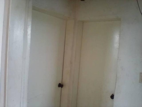 Imagen 7 de 30 de Ar López/** Edificio Con 2 Locales Comerciales Pb, 1er Piso Amplio Apartamento C/terraza 2do Piso Otro Apto Tipo Estudio Y + En Venta Barquisimeto Zona Oeste, Tlf. 04245257450. # 22-10177. Lara, Ven.