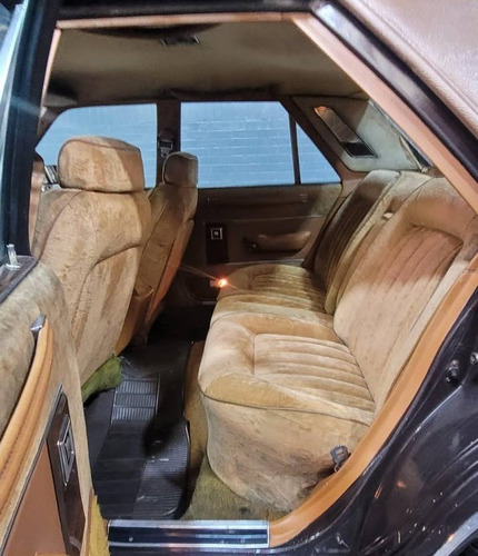 Chysler Lebaron 1978 Made In Usa V8 318 Para Importação