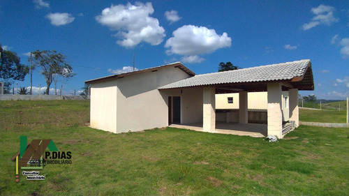 Imagem 1 de 12 de Linda Chácara Em Pinhalzinho, Ideal Para Quem Busca Tranqüilidade E Segurança No Circuito Das Águas - Ch0124