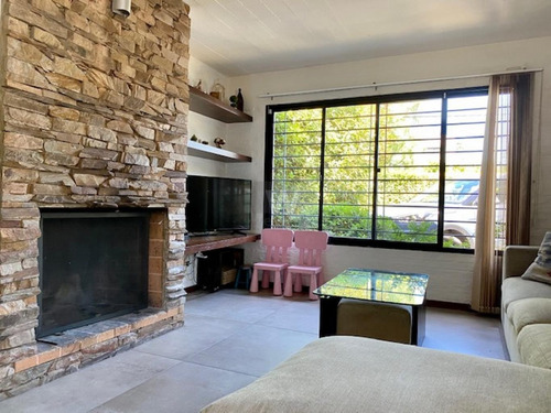 Venta Casa 3 Dormitorios Parque Miramar Fondo Verde Barbacoa