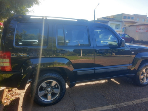 Jeep Cherokee 2008 3.7 Sport Aut. 5p