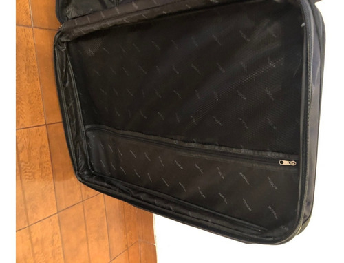 Valija Grande Fuelle Semi Rigida 52x88x32cm A Reparar