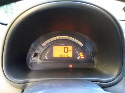 Imagen 6 de 10 de Citroën C3 1.6 I Exclusive
