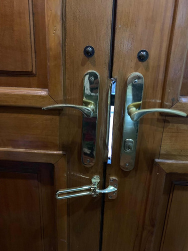 Puerta De 2 Hojas De Raulí (Usado)
