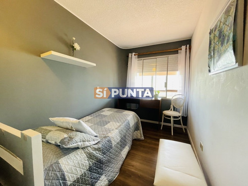 Imagen 14 de 26 de Excelente Apartamento Reciclado En Parada 1 Brava