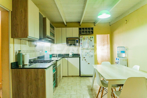 Casa 3 Dorm. - Barrio Mercantiles - Cipolletti
