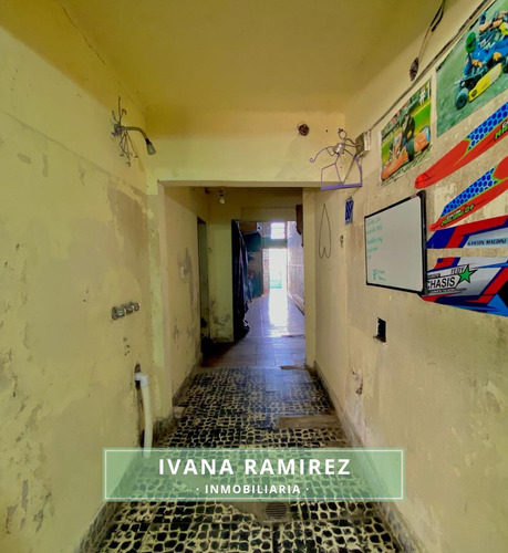 Se Venden Dos Casas Con Local Comercial - Luján