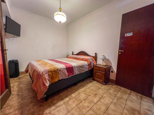 Casa Ph 3 Amb. (p.a) Con Terraza- Av. J. P. Ramos Y San Salvador