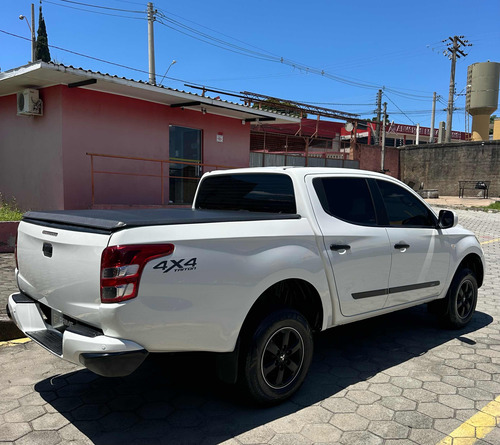 Mitsubishi L200 2.4 Triton Sport Gl Cab. Dupla 4x4 4p