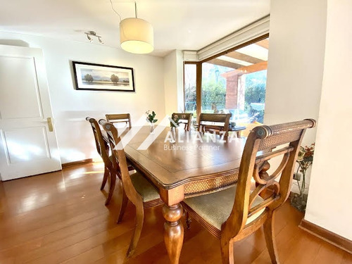 Casa En Condominio Aislada Con Gran Terreno, Imperdible!!!!