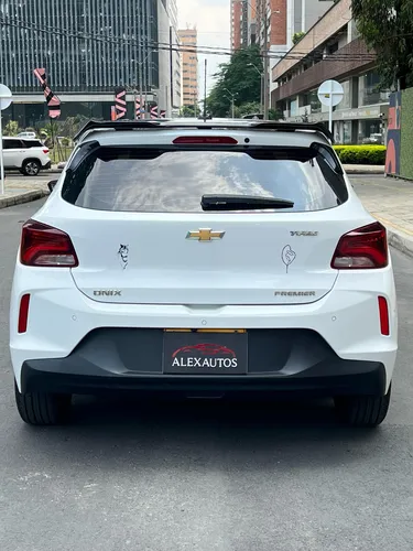 Chevrolet Onix 1.0T Premier Hatch At
