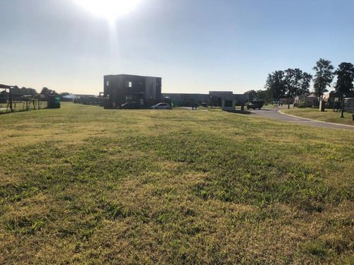 Imagen 3 de 3 de Terreno En Venta - San Sebastián