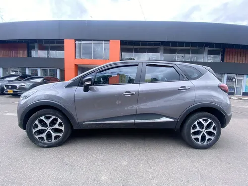 Renault Captur 2.0 Intens Automática