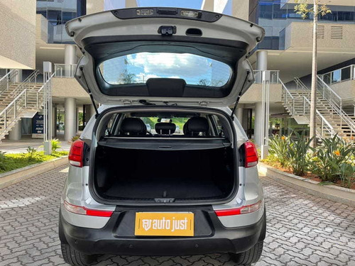 Imagem 10 de 15 de Kia Sportage 4x2-at Lx 2.0 16v 4p 2014